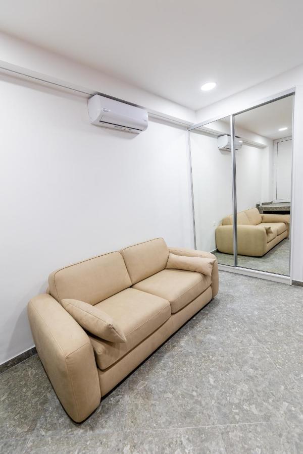 Bright Apartment In The Center Vipgreece Атина Екстериор снимка