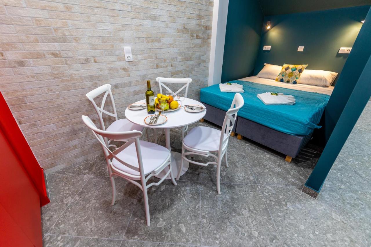 Bright Apartment In The Center Vipgreece Атина Екстериор снимка